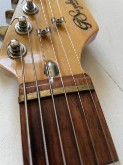 Neck-through Grand Suzuki Super Sound Brazen Picker Professional