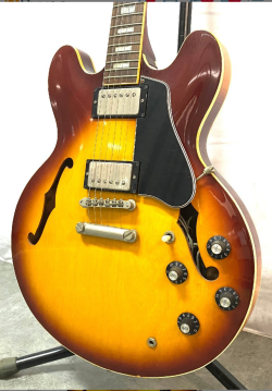 Greco SA-550 - PUs - Construction ..any wiz out there? | Tokai
